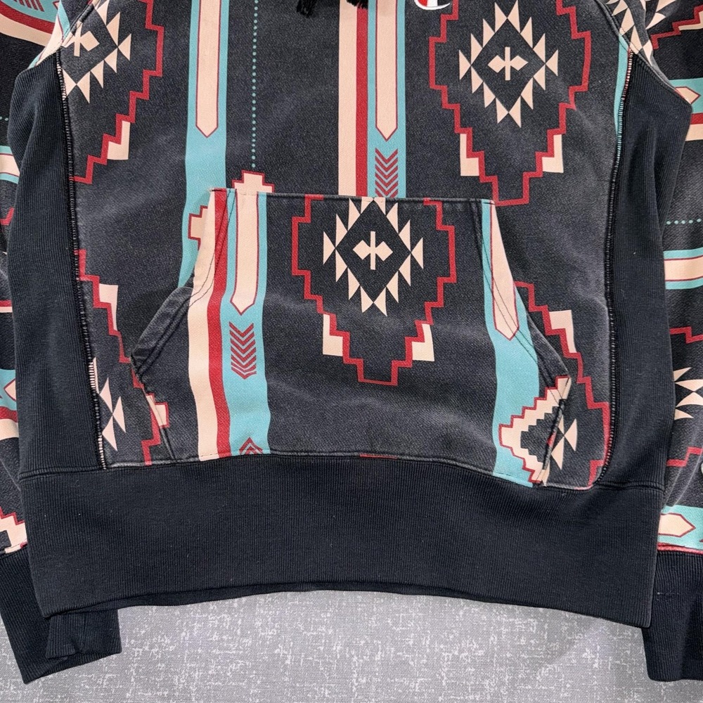 Champion Reverse Weave Hoodie Mens Medium Black Aztec Geometric Fleece Pullover - Picture 3 of 10